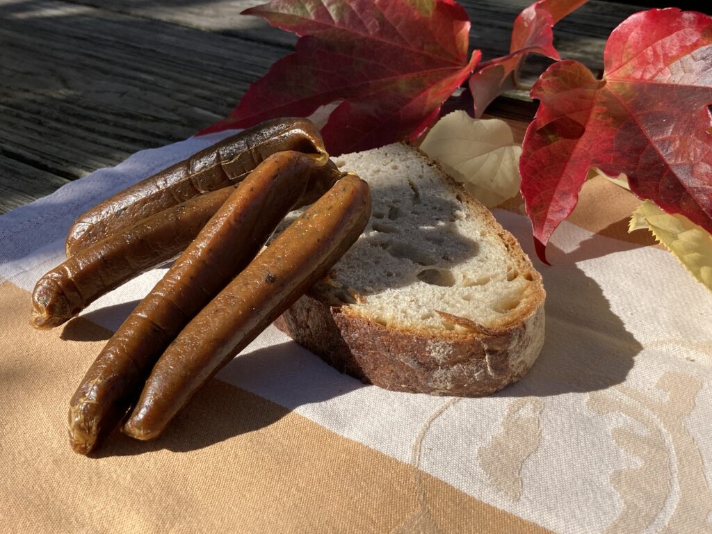 vegane Gewürz-Räucherwurst zur Brotzeit